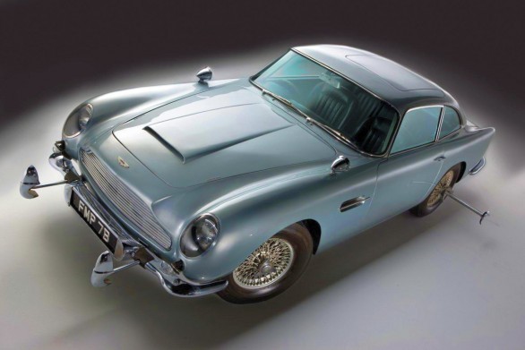 Aston Martin DB5 di James Bond in 007 Goldfinger