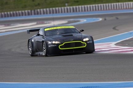 Aston Martin Vantage GT2