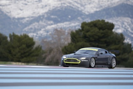 Aston Martin Vantage GT2