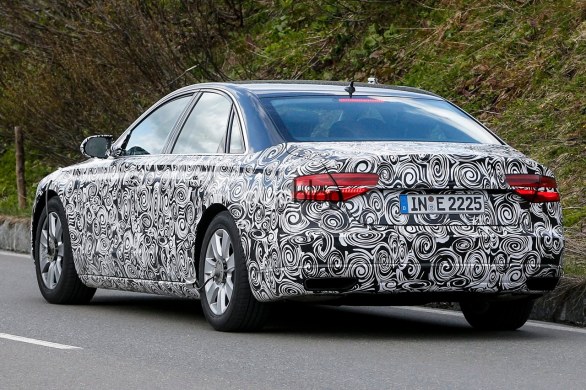 Audi A8 restyling nuove foto spia