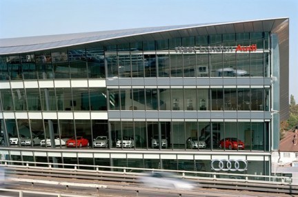 Audi West London: il più grande show room audi del mondo