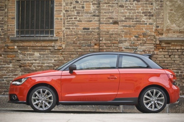 Aznom Audi A1