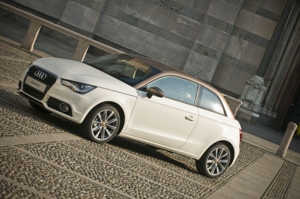 Aznom Audi A1