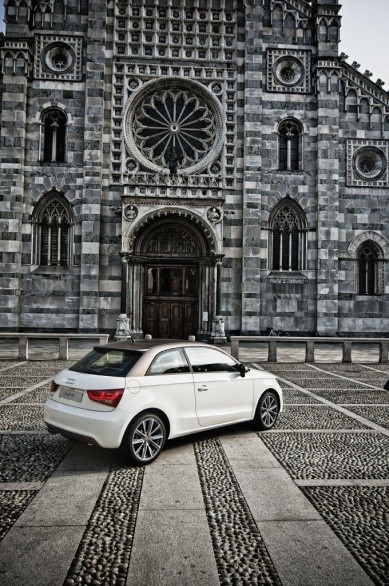 Aznom Audi A1