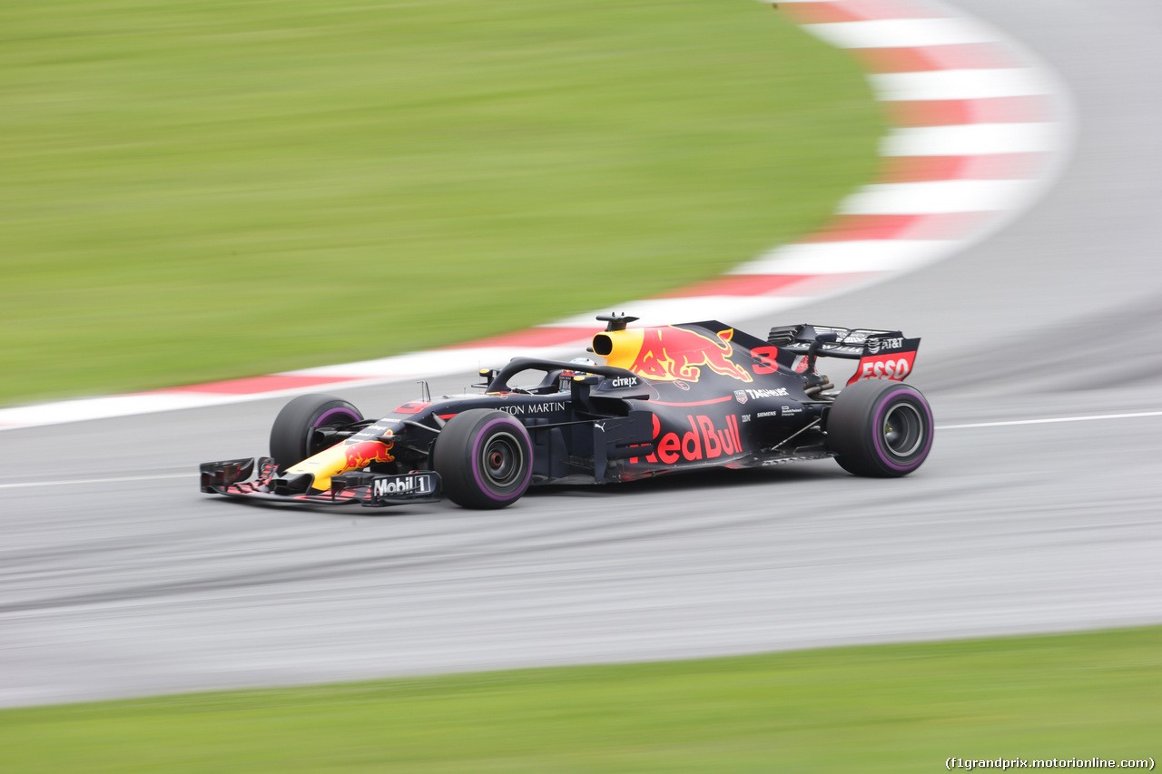 29.06.2018- Free Practice 2, Daniel Ricciardo (AUS) Red Bull Racing RB14