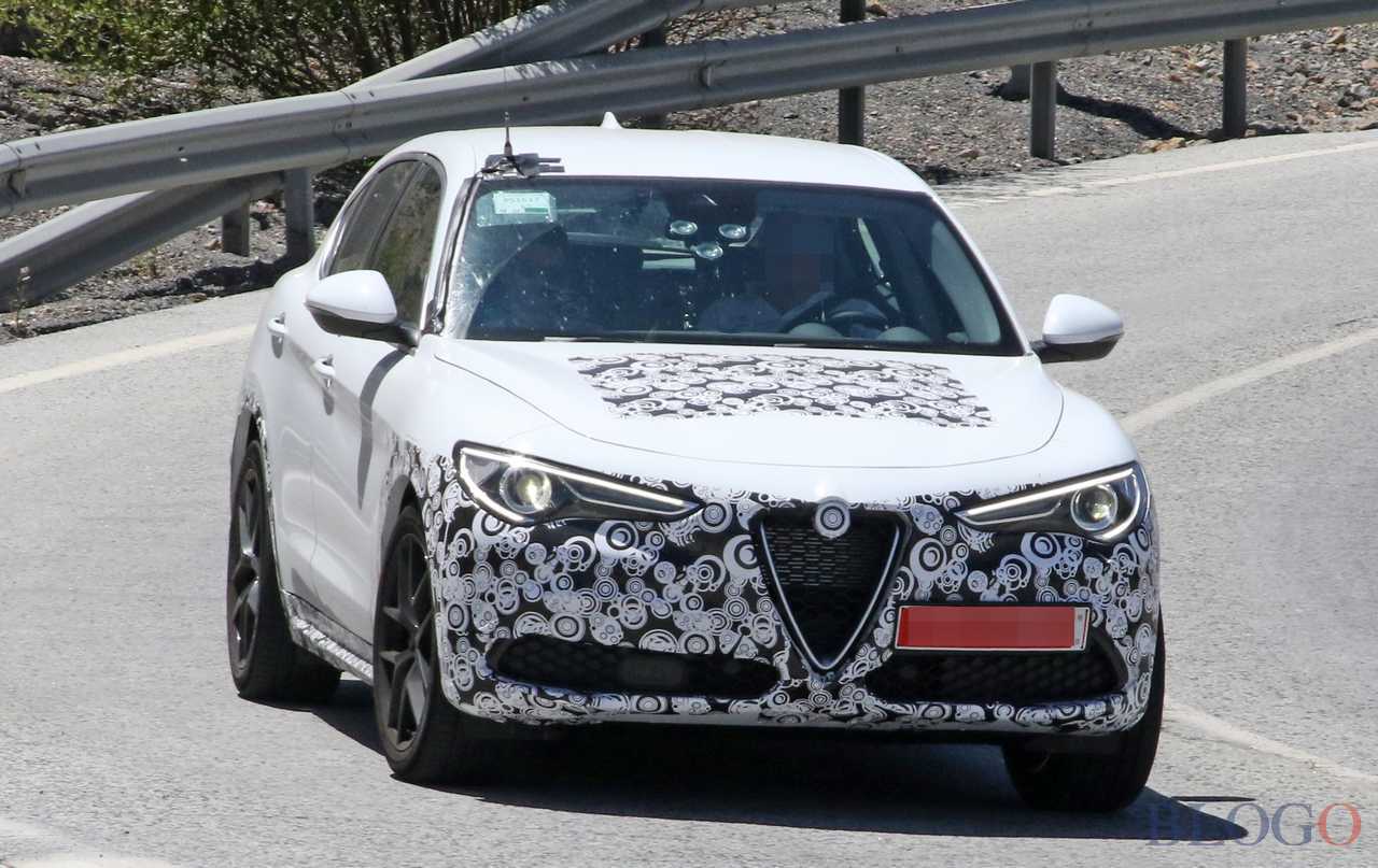 alfa-romeo-stelvio-facelift-2.jpg