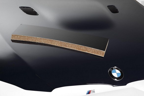 BMW: ecco i componenti leggeri