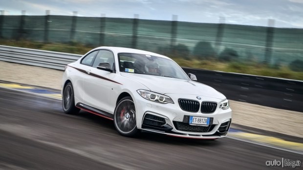 BMW M235i Performance