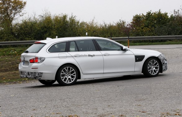 BMW Serie 5 F10 facelift: berlina e Touring aggiornate col MY 2014