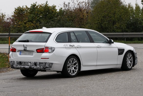 BMW Serie 5 F10 facelift: berlina e Touring aggiornate col MY 2014