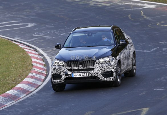 BMW X6 2014: foto spia dal Nurburgring