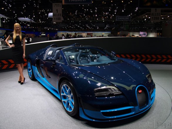 Bugatti presenta al Salone di Ginevra la nuova Veyron Vitesse
