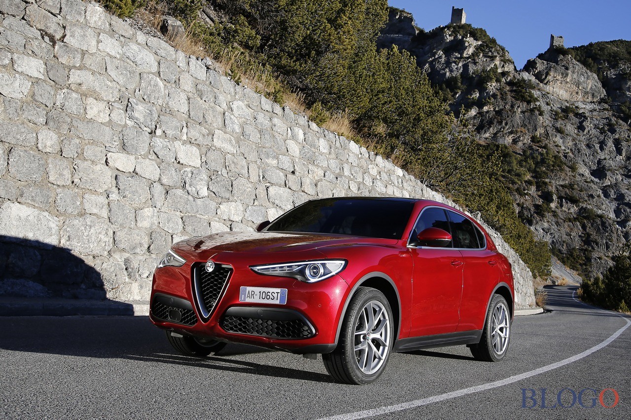 alfa-romeo-stelvio-77.jpg