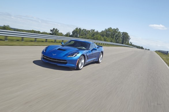 Corvette Stingray: nuove immagini