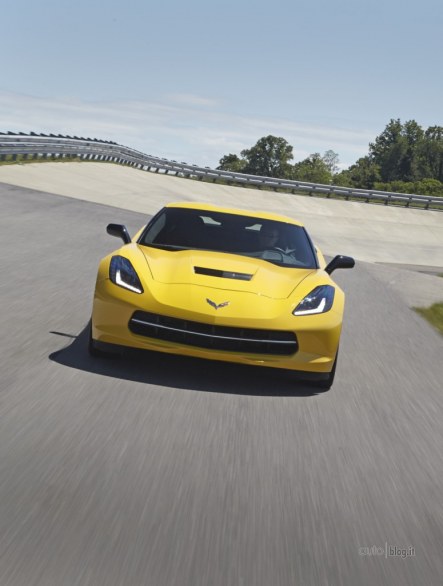 Corvette Stingray: nuove immagini