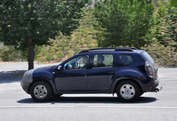 Dacia Duster 2014: informazioni e foto spia