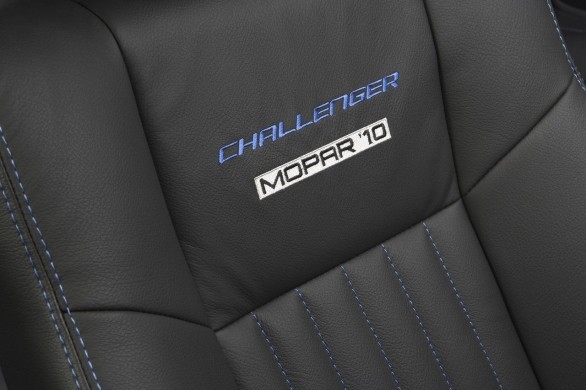 Dodge Challenger MoPar 2010