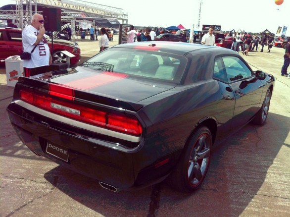 Dodge presenta la Challenger Rallye Redline