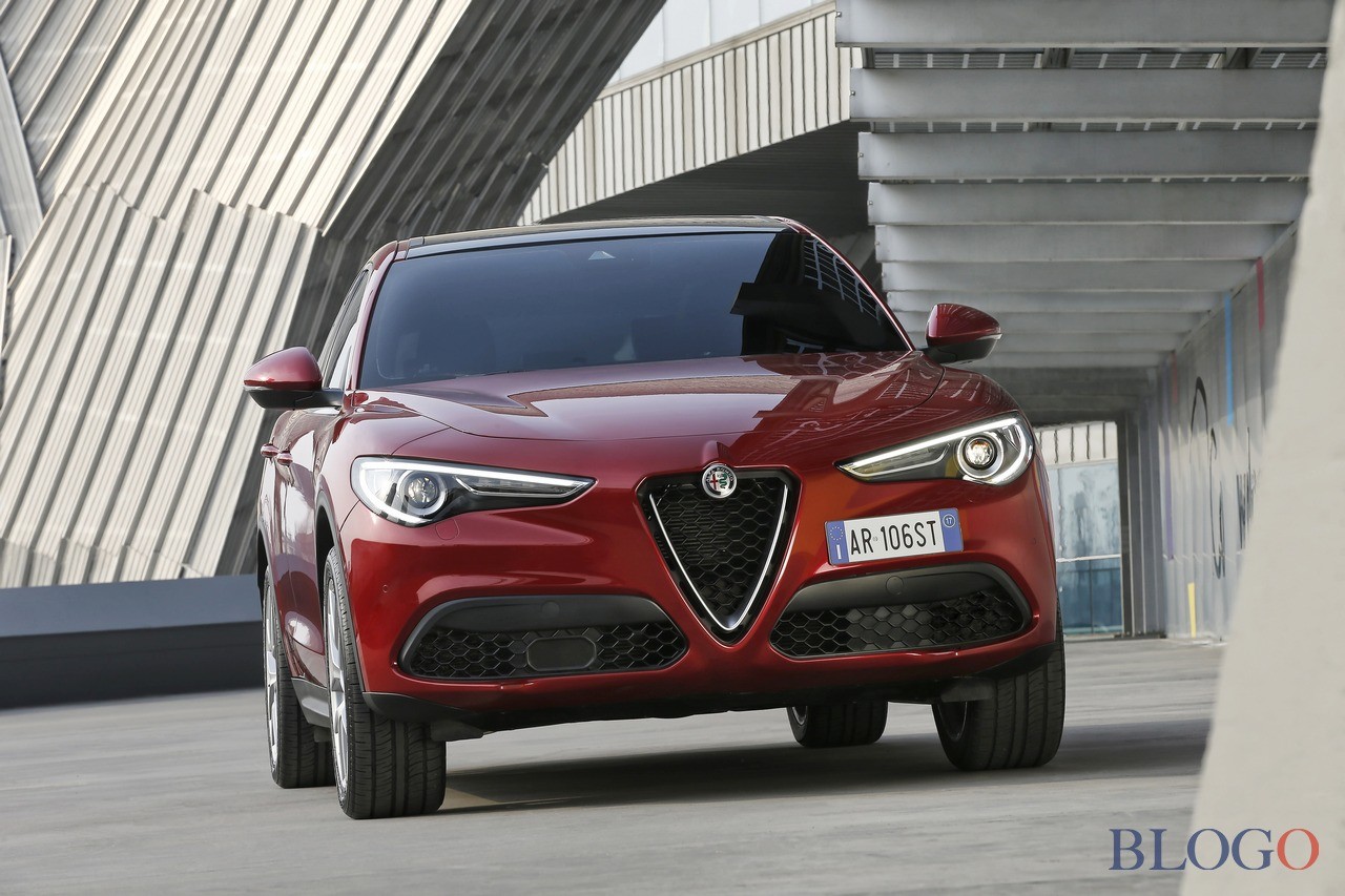 alfa-romeo-stelvio-17.jpg