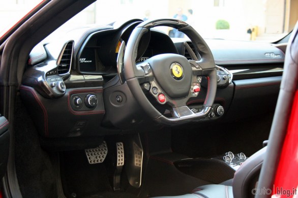Ferrari 458 Spider: prima prova su strada