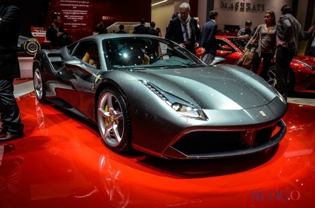 Ferrari 488 GTB al salone di Ginevra 2015 Live