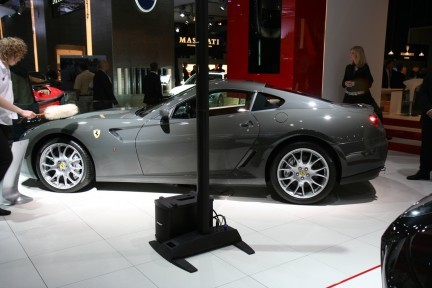 Ferrari 599 GTB grigia
