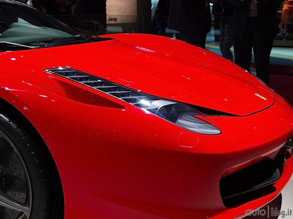 Ferrari al Salone di Parigi 2012 Live