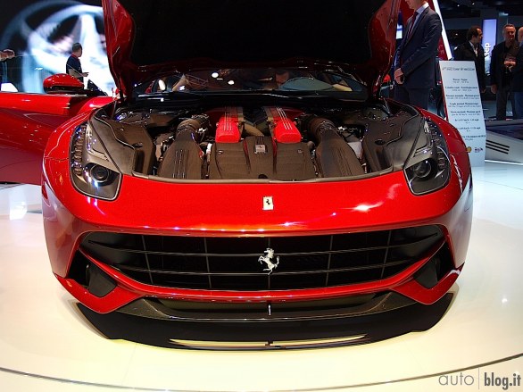 Ferrari al Salone di Parigi 2012 Live