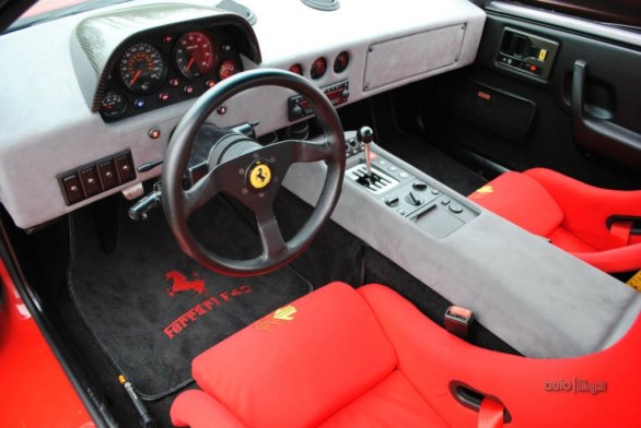 Ferrari F40 Replica: è basata sulla Pontiac Fiero