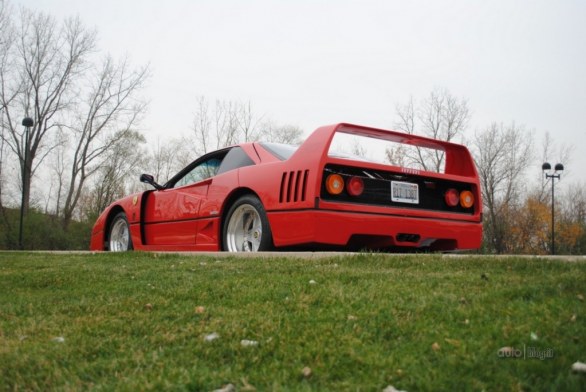 Ferrari F40 Replica: è basata sulla Pontiac Fiero