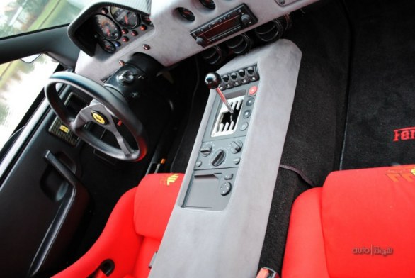 Ferrari F40 Replica: è basata sulla Pontiac Fiero