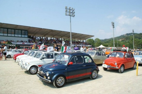 Fiat 500: le immagini dal raduno di Garlenda