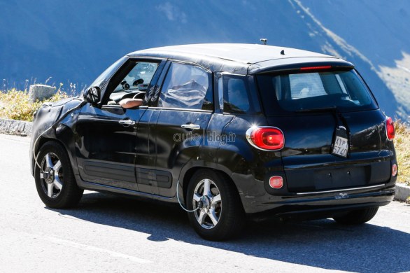 Fiat 500X: la sorella della Baby Jeep in nuove Foto Spia