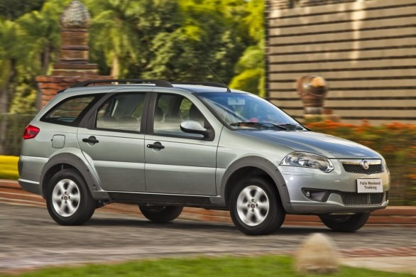 Fiat presenta tre novità per il mercato brasiliano, la Siena EL, la Palio e la Strada my2013