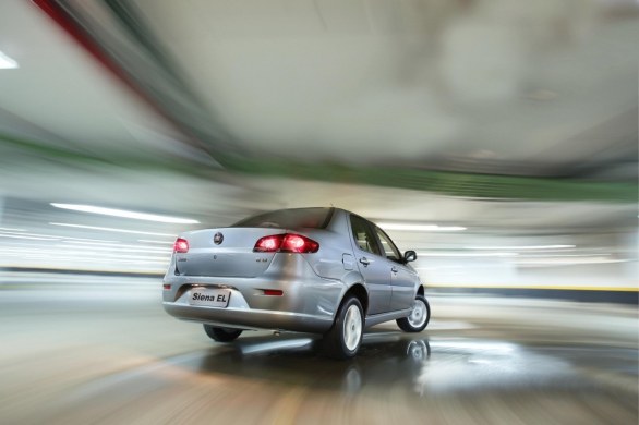 Fiat presenta tre novità per il mercato brasiliano, la Siena EL, la Palio e la Strada my2013