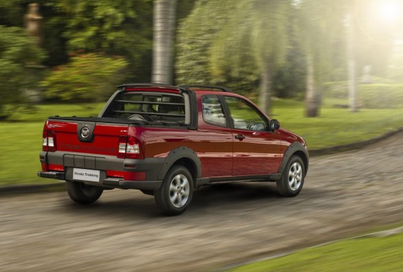 Fiat presenta tre novità per il mercato brasiliano, la Siena EL, la Palio e la Strada my2013