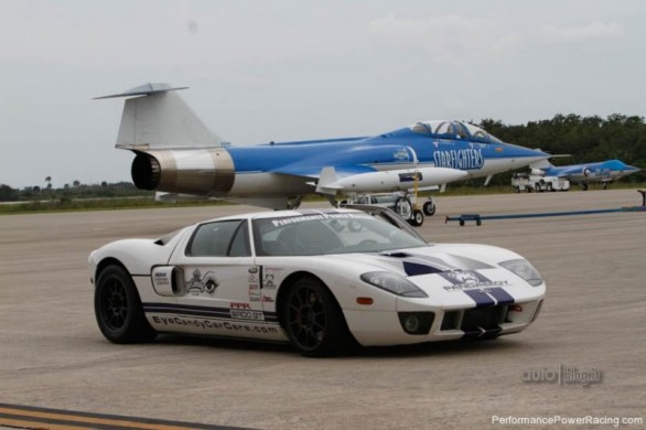 Ford GT: l\\'auto stradale più veloce al mondo