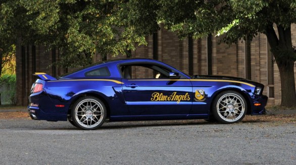 Ford Mustang Blue Angels edition