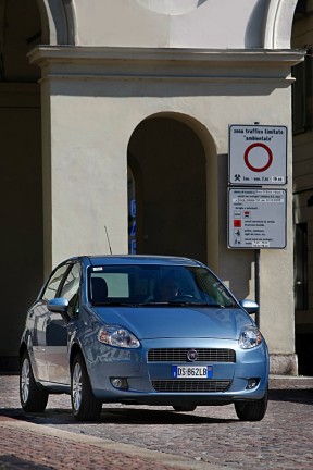 Fiat Grande Punto - foto ufficiali degli interni - Autoblog