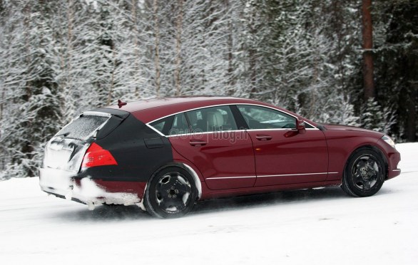 Foto spia Mercedes CLS Shooting Brake