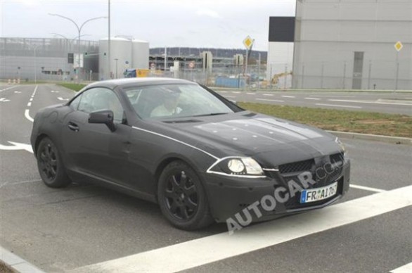 Foto spia nuova Mercedes SLK