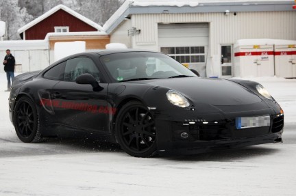 foto spia nuova Porsche 911