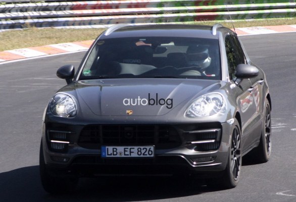 Foto spia nuova Porsche Macan
