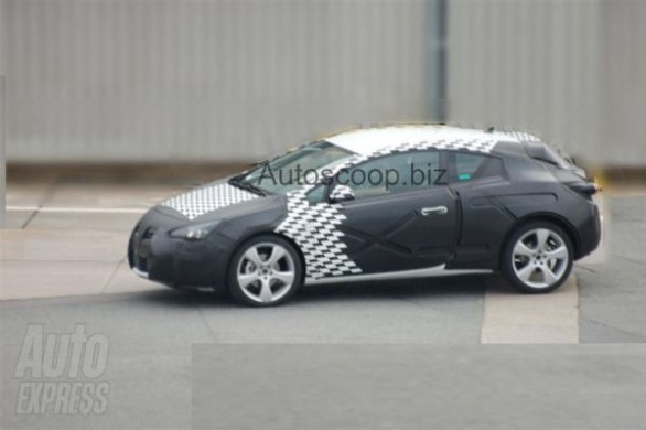 Foto spia Opel Astra GTC
