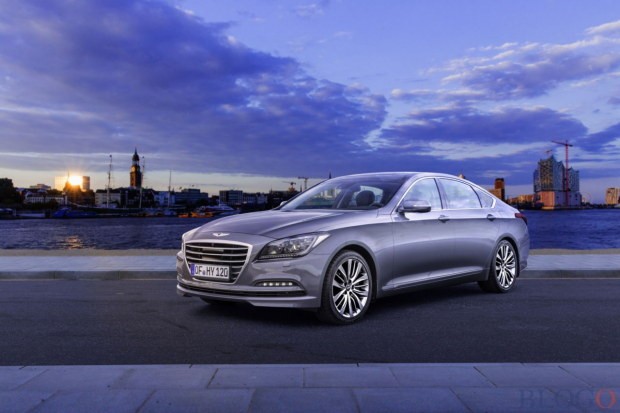Hyundai Genesis: prova su strada