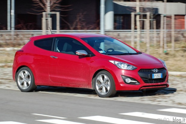 Hyundai i30 3 porte: prova su strada