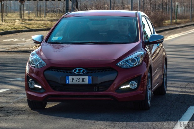 Hyundai i30 3 porte: prova su strada