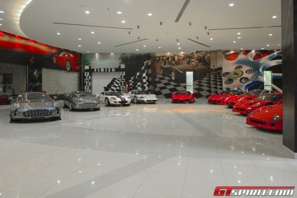 Il garage di Hamad bin Hamdan Al Nahyan
