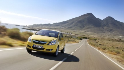 Immagini ufficiali Opel Corsa Model Year 2010