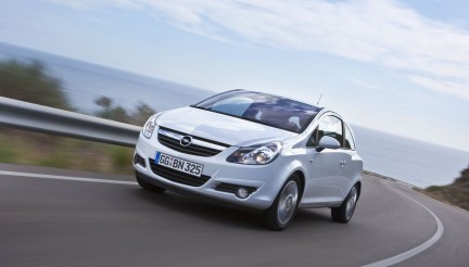 Immagini ufficiali Opel Corsa Model Year 2010